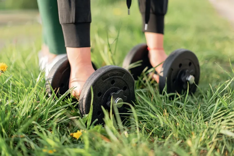 Why Thinking in Black and White Is Quietly Destroying Your Fitness Progress